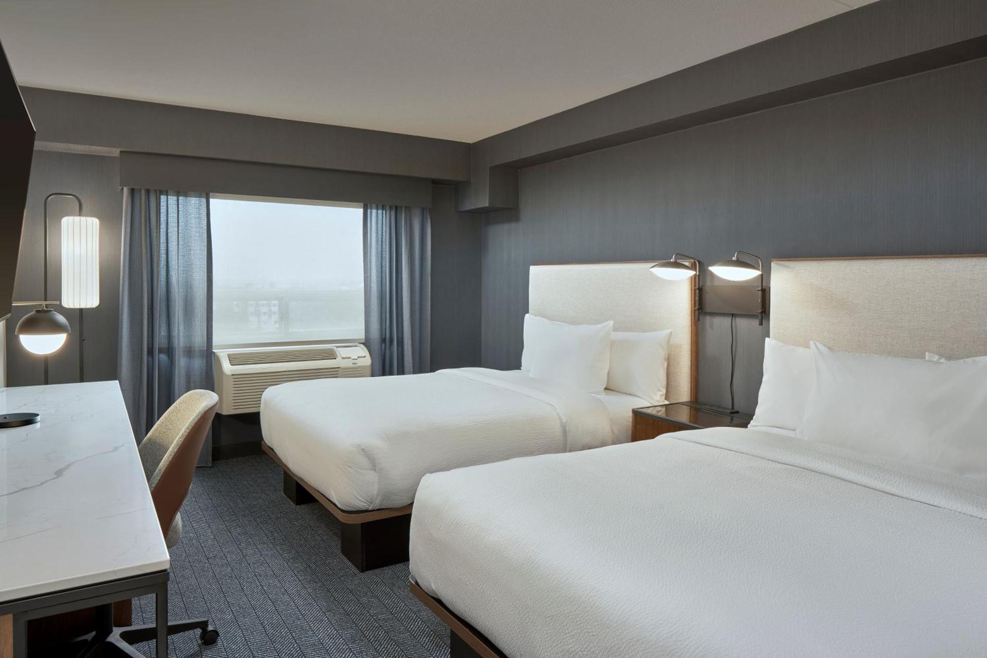 מלון Courtyard By Marriott Regina Downtown מראה חיצוני תמונה