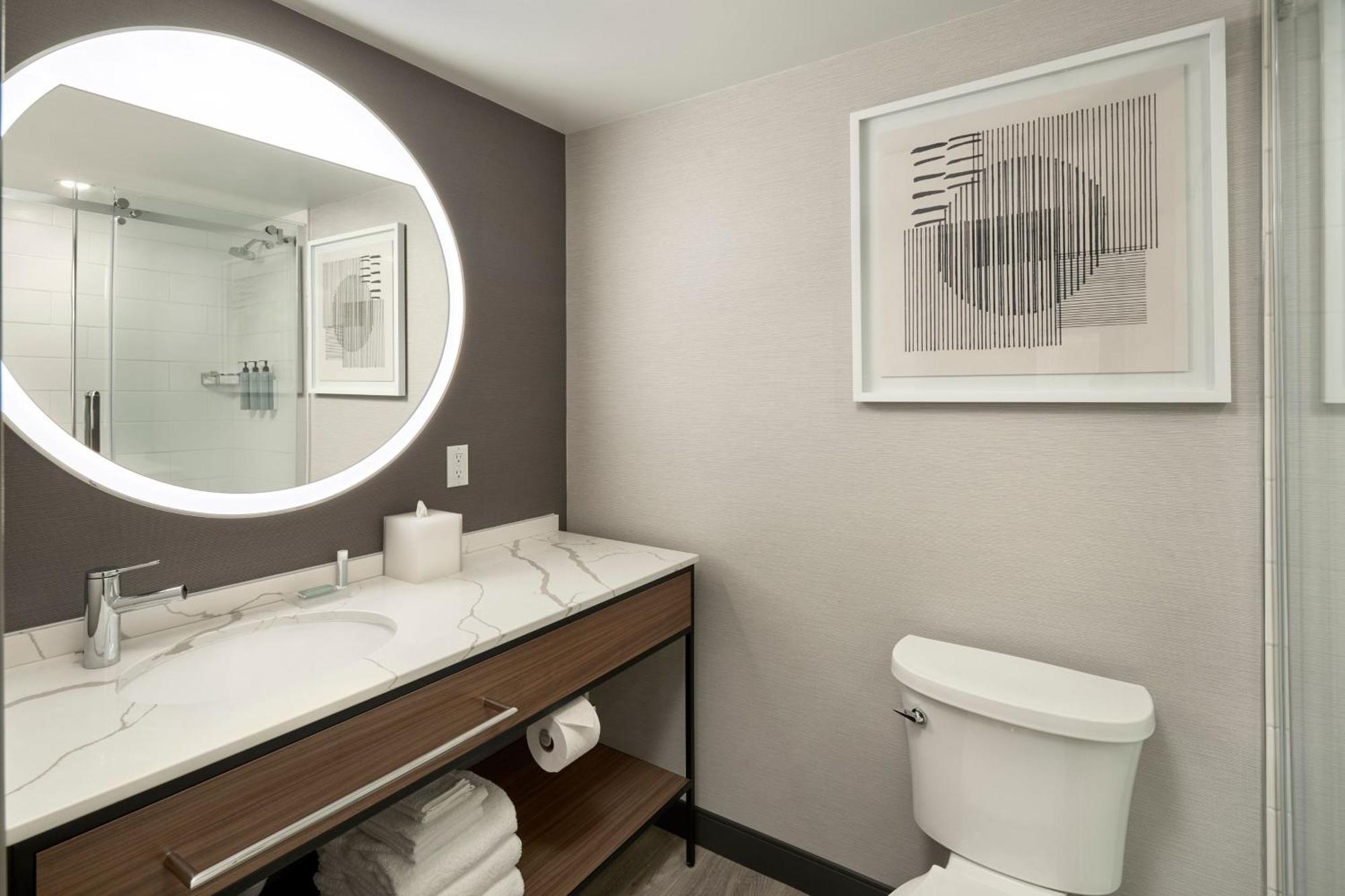 מלון Courtyard By Marriott Regina Downtown מראה חיצוני תמונה