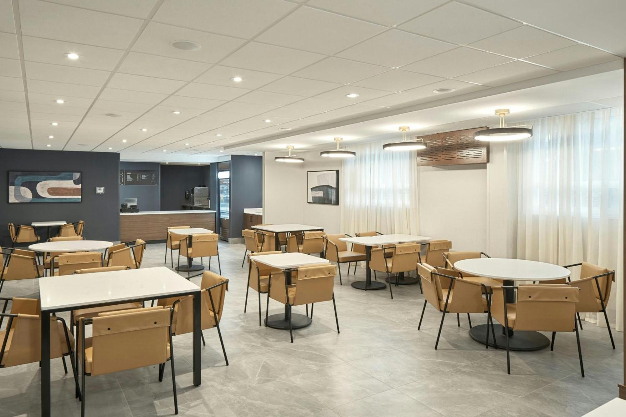 מלון Courtyard By Marriott Regina Downtown מראה חיצוני תמונה