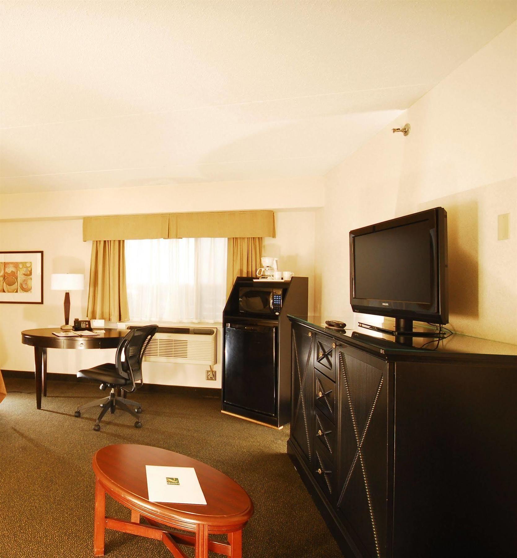 מלון Courtyard By Marriott Regina Downtown מראה חיצוני תמונה